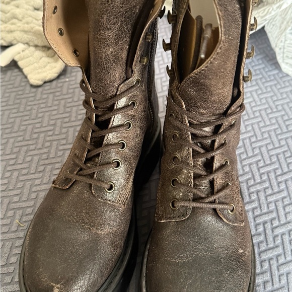 NWOT Steve Madden Rowen Boot in Brown Distressed Size 8.5 - Picture 7 of 13